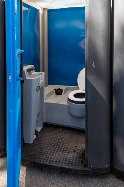 Best Porta potty delivery and setup  in Mentor On The Lake, OH